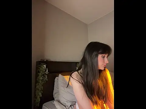 itssophiie online show from March 11, 11:33 pm