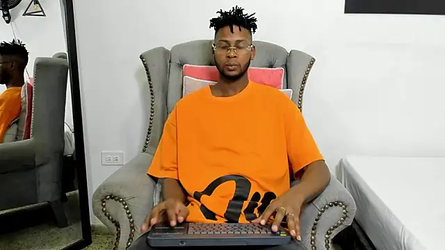 santhi lee online show from March 19, 2:16 am