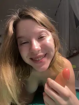 Snapshot of kimczii chatting on December 18, 7:25 am kimczii online show from December 18, 7:25 am