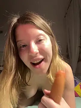 Snapshot of kimczii chatting on February 3, 7:24 am kimczii online show from February 3, 7:24 am