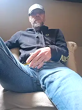 eddouxxx78 online show from April 13, 9:26 am