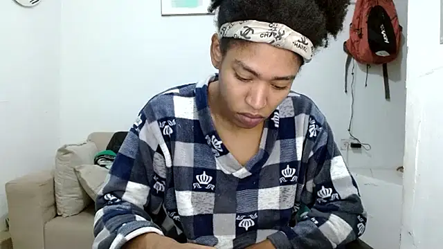 angelamarie1 online show from March 4, 1:06 pm