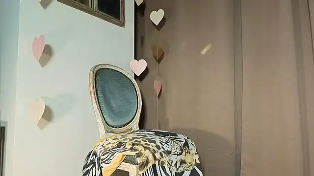 Lola Belgium online show from March 9, 6:50 am