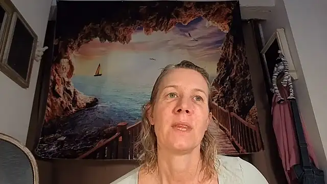 Lola Belgium online show from May 31, 5:48 am