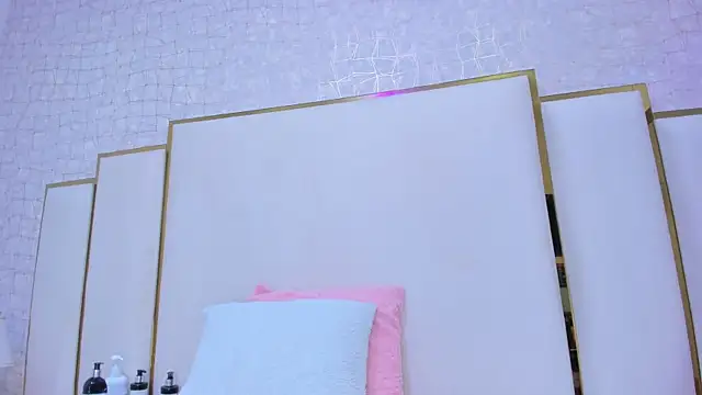 paola rodriguez online show from September 27, 11:26 am