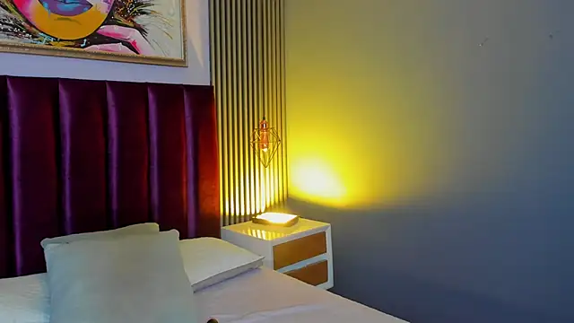 LauraAristizabal online show from March 29, 12:43 am