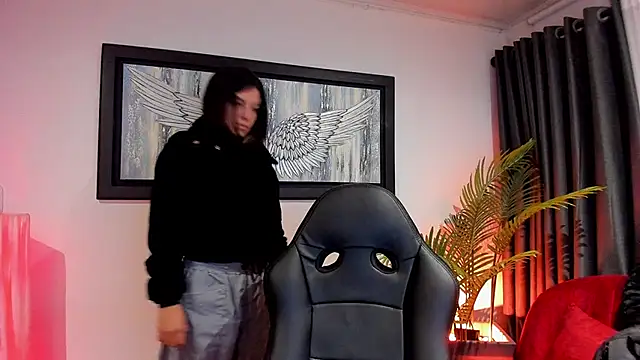 Meghan320 online show from February 2, 11:31 am