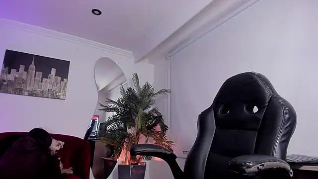 Meghan320 online show from February 6, 11:35 am