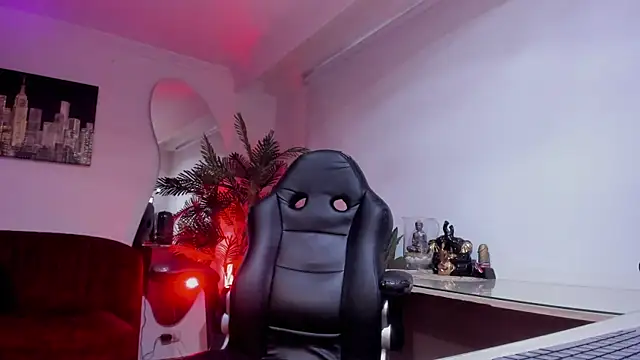 Meghan320 online show from March 20, 11:37 am