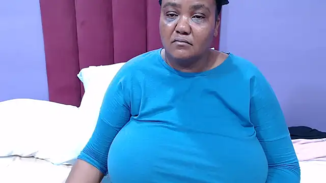 GiantTittts online show from March 9, 6:12 pm