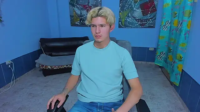 patrik 027 online show from November 4, 8:02 am