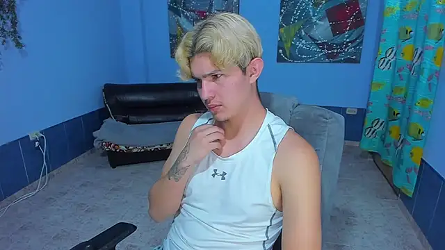 patrik 027 online show from November 4, 8:41 pm