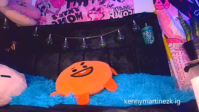 Kenny starrK online show from May 17, 6:15 pm