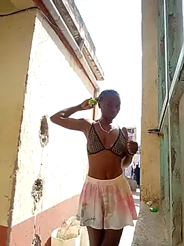 Ranny18l online show from March 2, 12:32 pm