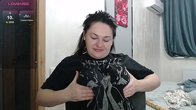 Stacy Davice online show from October 13, 4:18 pm