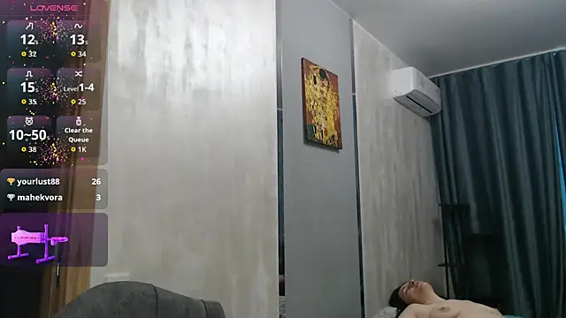 Stacy Davice online show from April 1, 1:41 pm