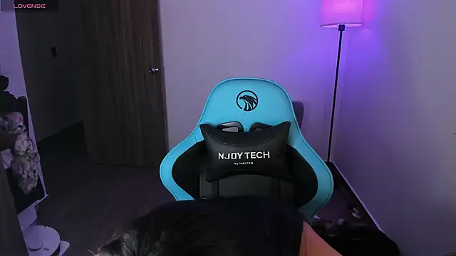 Miss Nicole online show from February 26, 1:48 am