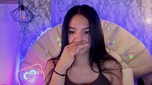  emma miller  online show from May 24, 11:59 am