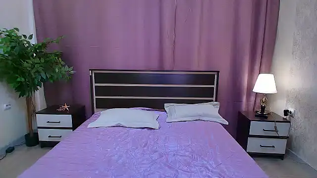 Yulianna Smith online show from July 18, 2:16 am