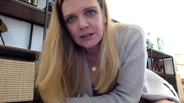 Suesse Schnitte online show from March 20, 9:04 am