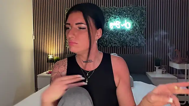 LizaRoxx online show from November 18, 8:13 pm