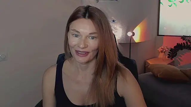MistyBarnes online show from June 5, 10:10 am