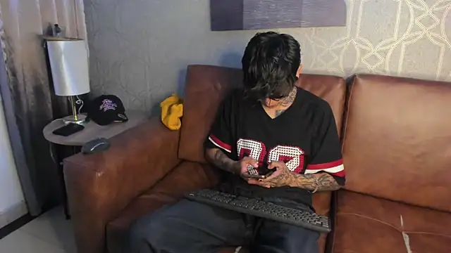 AcidMilo online show from December 14, 12:55 pm