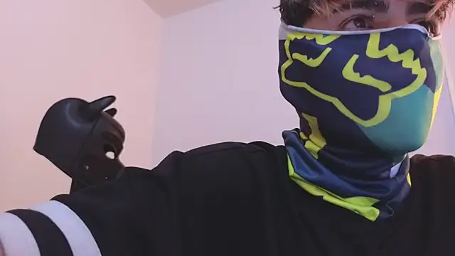 AcidMilo online show from February 12, 7:45 pm