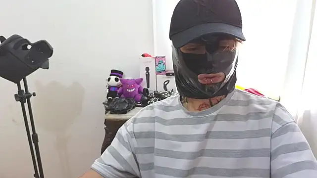 AcidMilo online show from March 14, 9:21 pm