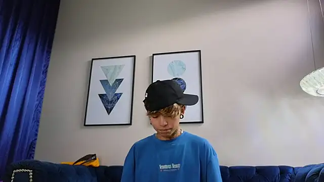 AcidMilo online show from March 22, 6:03 pm