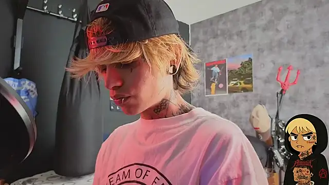 AcidMilo online show from October 24, 2:35 pm