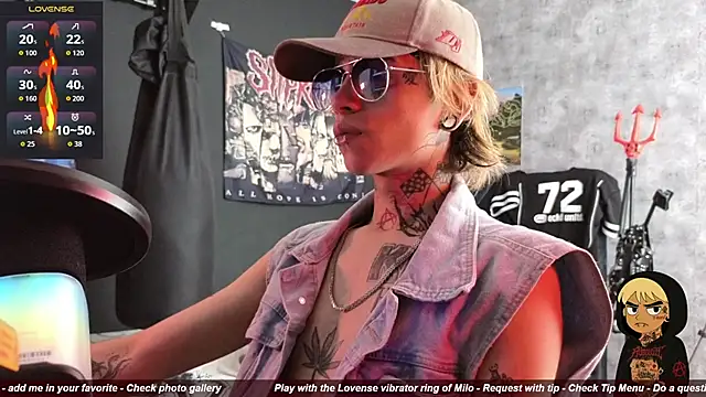 AcidMilo online show from November 1, 2:52 pm