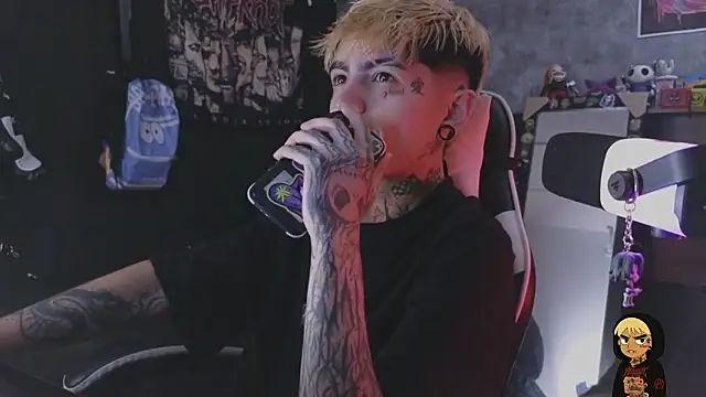 AcidMilo online show from February 21, 4:19 pm