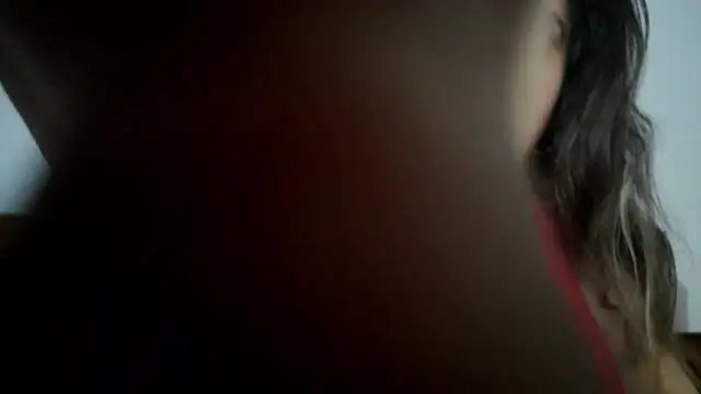 Snapshot of nicholle chatting on March 25, 11:22 pm nicholle online show from March 25, 11:22 pm