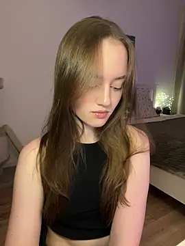 malyshhka online show from April 18, 8:20 pm