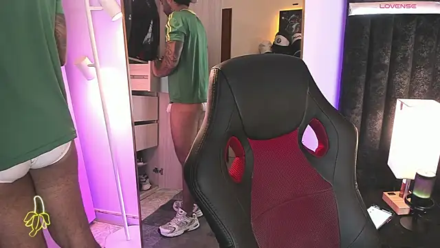 ItsMeEros online show from April 2, 11:13 pm