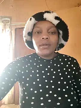 EbonyBuu online show from May 19, 10:10 am