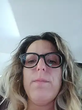 dolcehelena993 online show from July 12, 2:30 pm