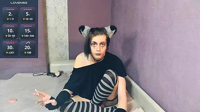 Littlepinkcat online show from January 26, 5:55 pm