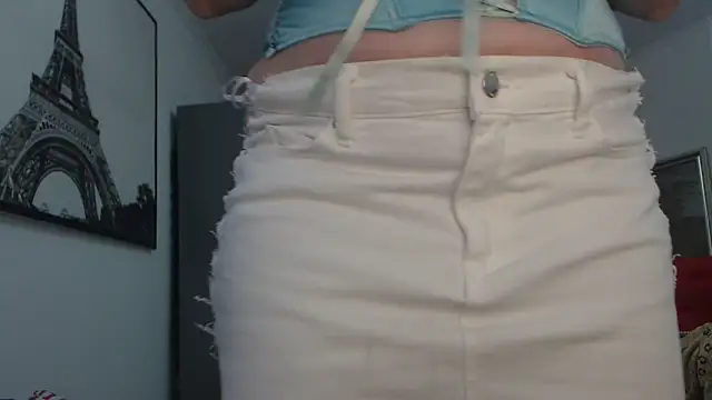 AnnaBellaLuckyXOXO online show from December 17, 11:38 am