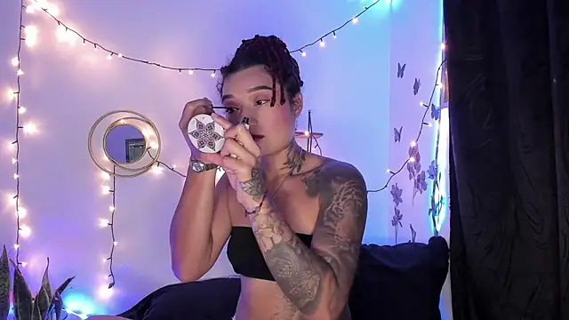 Eva Lee  online show from February 13, 4:11 am