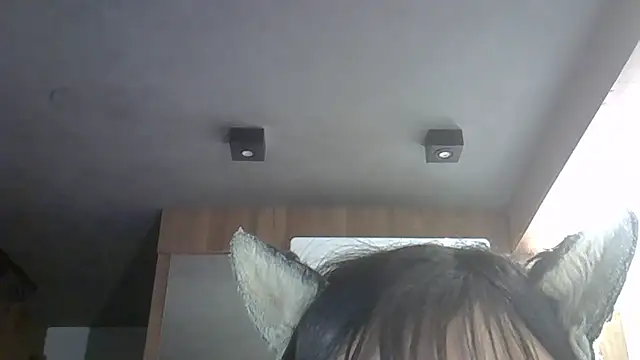 Skinny-Kitten online show from March 13, 9:10 pm