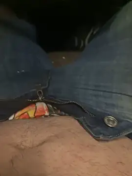 prekumstud online show from December 15, 4:28 am