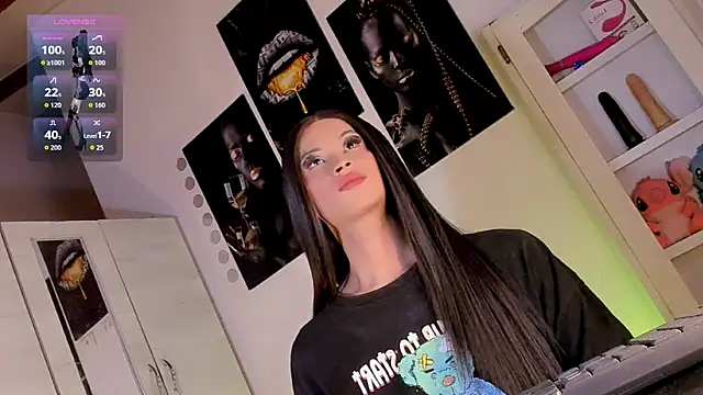 alexia corleoni online show from April 17, 2:14 am