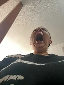 Abril Luv online show from January 19, 1:26 pm