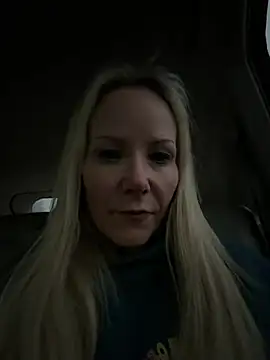 Sexual Lovable Doll online show from January 16, 3:05 pm