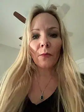 Sexual Lovable Doll online show from June 12, 5:01 pm