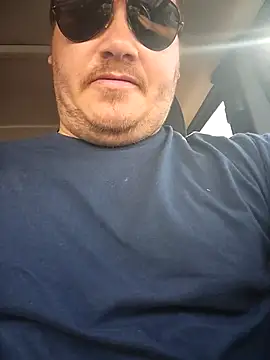 Snapshot of valhallacouple420 chatting on November 18, 9:08 pm valhallacouple420 online show from November 18, 9:08 pm