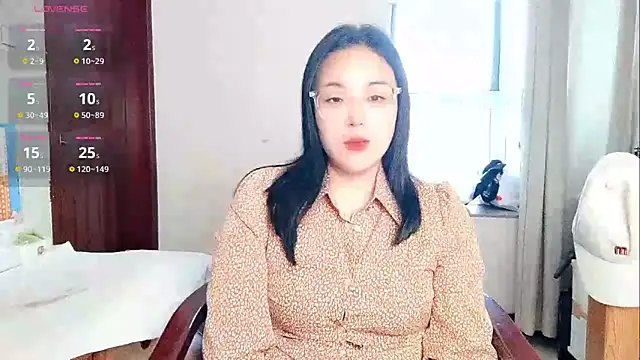 Vivianangn-e online show from April 17, 1:41 am