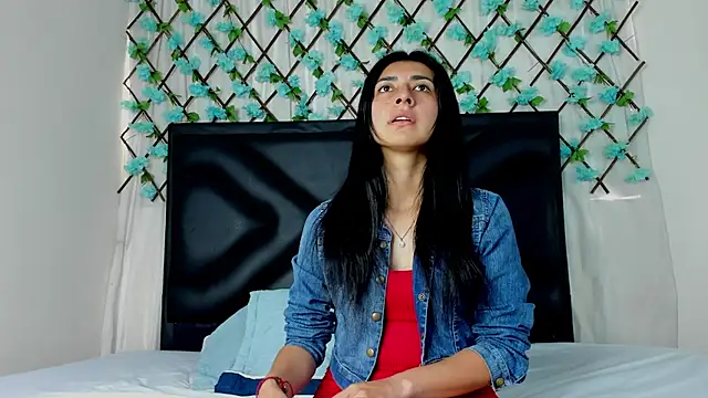 EmmaWilliamss online show from February 8, 4:36 pm